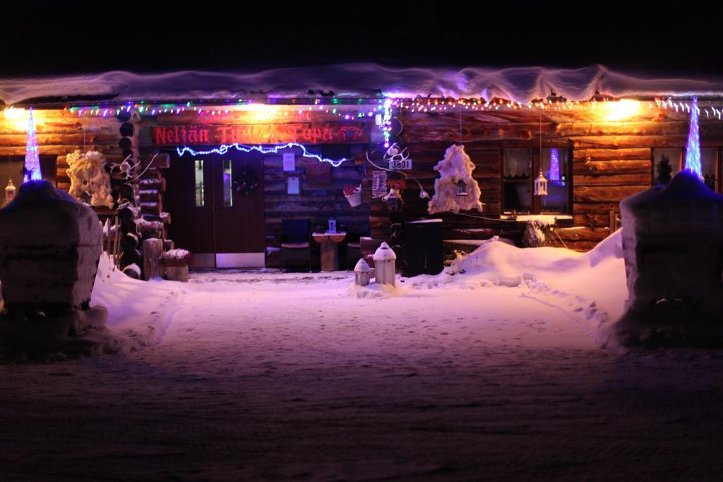 Neljaen Tuulen Tupa Bed & Breakfast Kaamanen Bagian luar foto