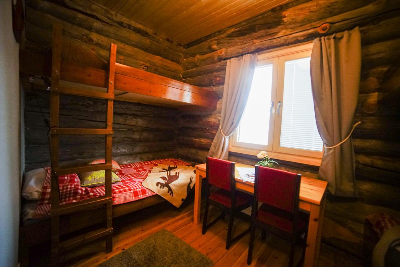 Neljaen Tuulen Tupa Bed & Breakfast Kaamanen Bagian luar foto