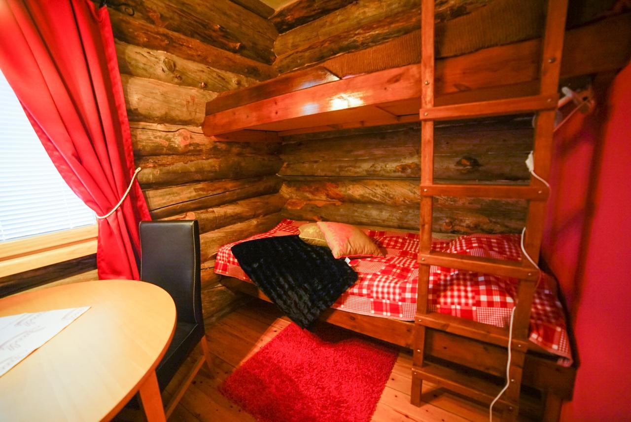 Neljaen Tuulen Tupa Bed & Breakfast Kaamanen Bagian luar foto