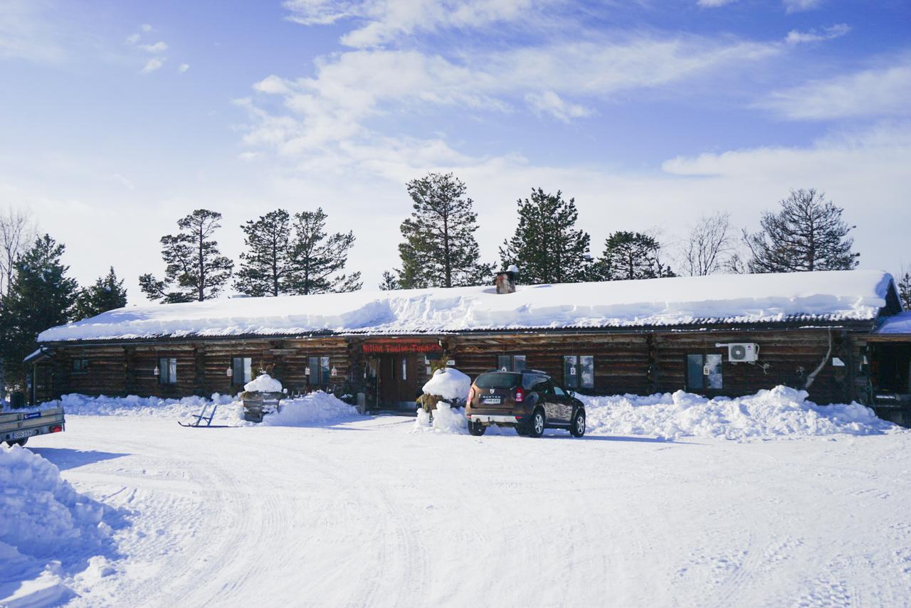 Neljaen Tuulen Tupa Bed & Breakfast Kaamanen Bagian luar foto