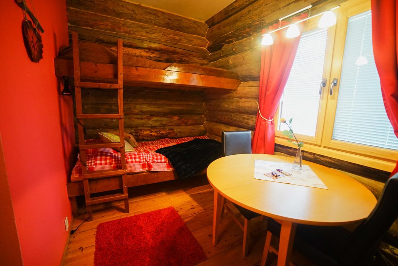 Neljaen Tuulen Tupa Bed & Breakfast Kaamanen Bagian luar foto
